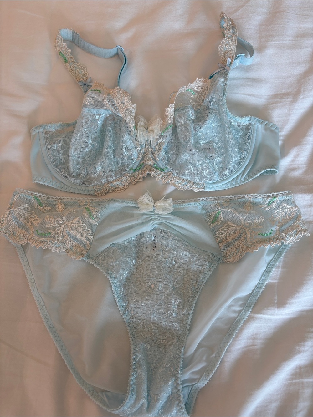 Empriente by Lise Charmel beDelicate Lace Underwire Bra & Bikini Set Size 32D